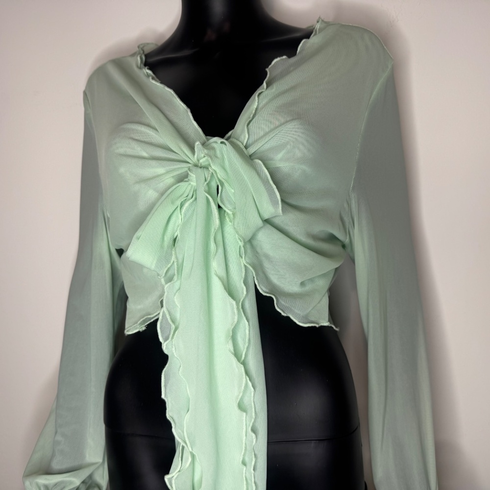SHEIN semi-transparent blouse with ties size 4xl - Picture 4 of 8